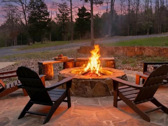 Prism Pines Ranch | Pool, Lake & Outdoor Bar - Image 3